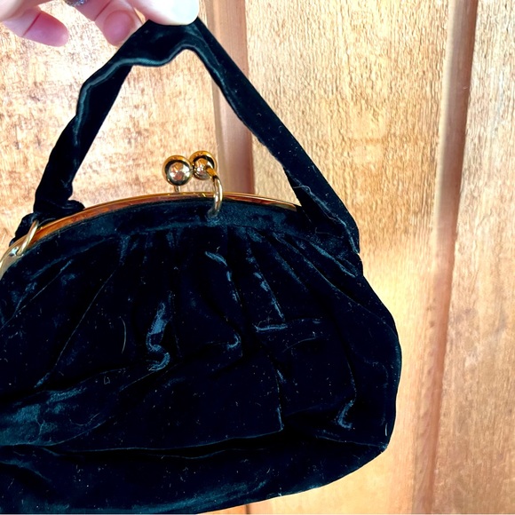 Black Velvet Evening Bag - Picture 3 of 4